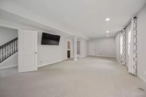 2574 Villa Ln, Cincinnati, OH 45208 photo 28