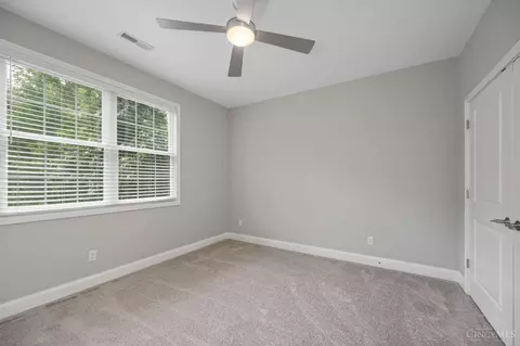 2574 Villa Ln, Cincinnati, OH 45208 photo 17