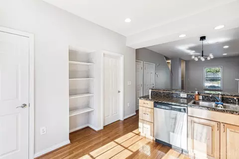 2520 Hackberry St, Cincinnati, OH 45206 photo 8