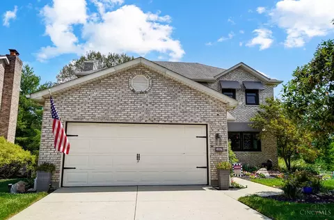 5967 Calmhaven Dr, Cincinnati, OH 45248