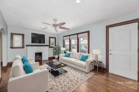 Living - 3615 Madison Rd, Cincinnati, OH 45209 photo 10 of 11