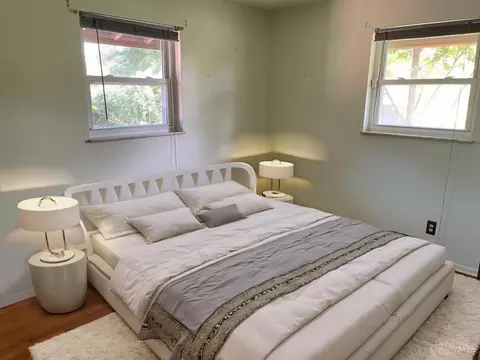 Bedroom - 2480 Cornwall Dr, Cincinnati, OH 45231 photo 2 of 4