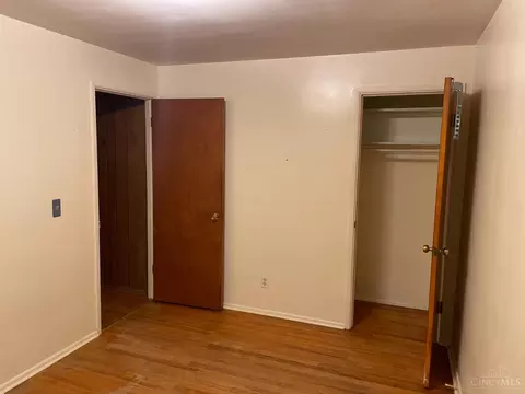 Bedroom - 2480 Cornwall Dr, Cincinnati, OH 45231 photo 3 of 4
