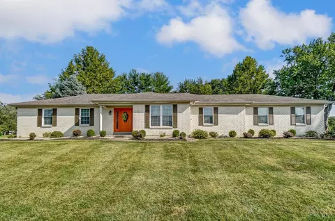 8222 Lake Shore Dr, West Chester, OH 45069