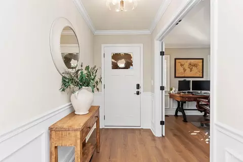 Entry Way - 4777 Paddock Xing, Batavia, OH 45103 photo 1 of 3