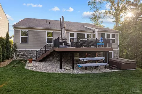 Exterior - 4777 Paddock Xing, Batavia, OH 45103 photo 8 of 14
