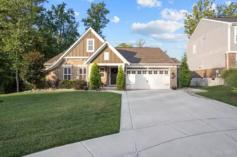 Exterior - 4777 Paddock Xing, Batavia, OH 45103 photo 14 of 14