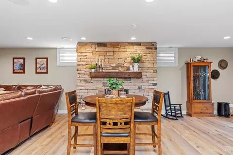 Dining - 4777 Paddock Xing, Batavia, OH 45103 photo 3 of 3