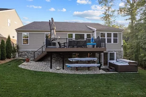 Exterior - 4777 Paddock Xing, Batavia, OH 45103 photo 3 of 14