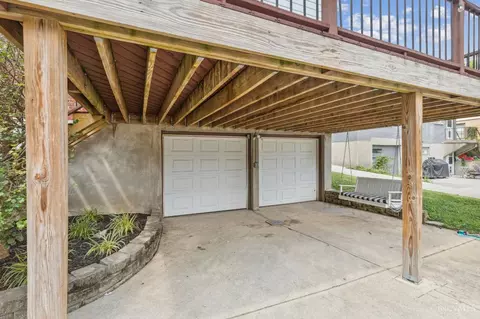 Exterior - 3988 Raceview Ave, Cincinnati, OH 45211 photo 7 of 11