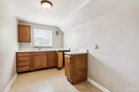 Other - 3988 Raceview Ave, Cincinnati, OH 45211 photo 3 of 8