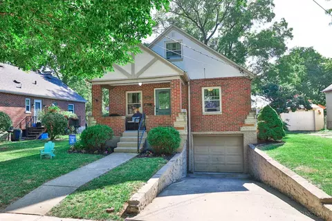 1006 Crosley Ave, Wyoming, OH 45215