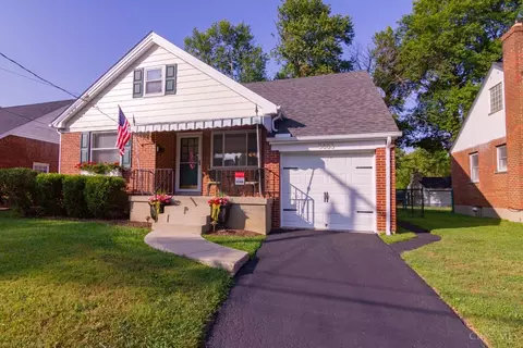 3883 Meadowlark Ln, Fairfax, OH 45227