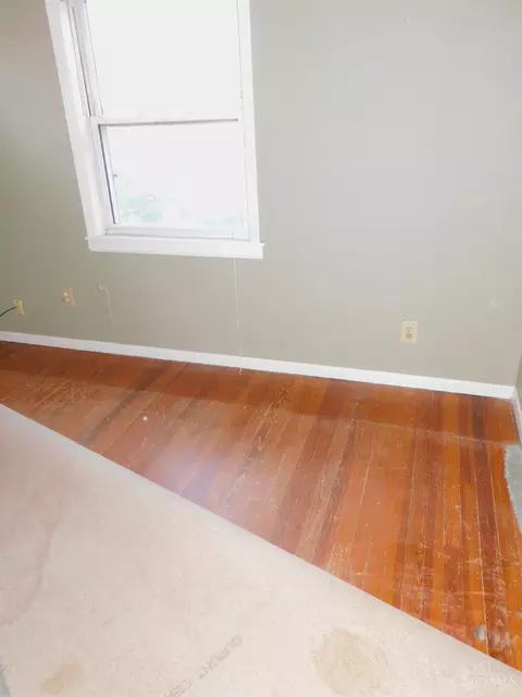 1015 Lockman Ave, Cincinnati, OH 45238 photo 31
