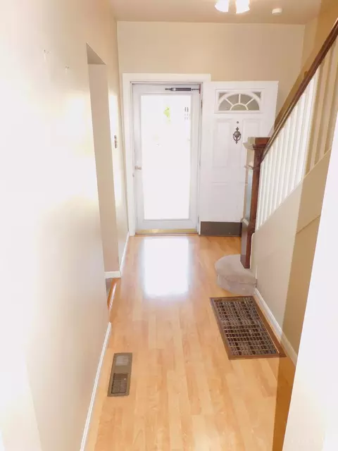 1015 Lockman Ave, Cincinnati, OH 45238 photo 8