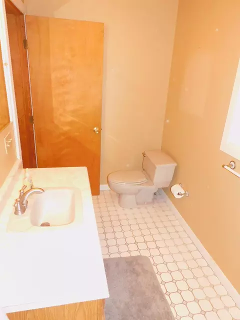 1015 Lockman Ave, Cincinnati, OH 45238 photo 20