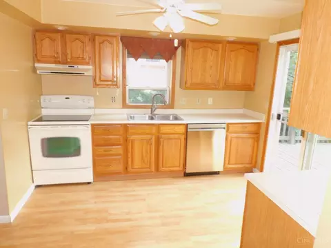 1015 Lockman Ave, Cincinnati, OH 45238 photo 14