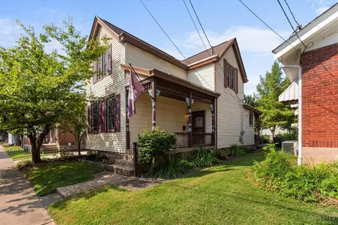 112 Voorhees St, Reading, OH 45215