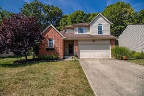 215 Hildebrant Dr, Hamilton Township, OH 45039