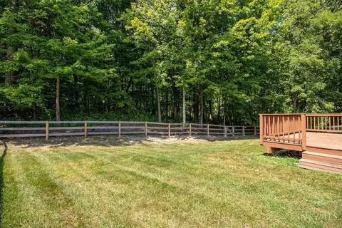 215 Hildebrant Dr, Hamilton Township, OH 45039 photo 35