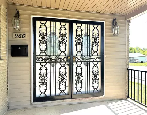 966 Mirabeau St, Greenfield, OH 45123