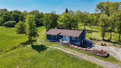5693 Booth Rd, Oxford, OH 45056
