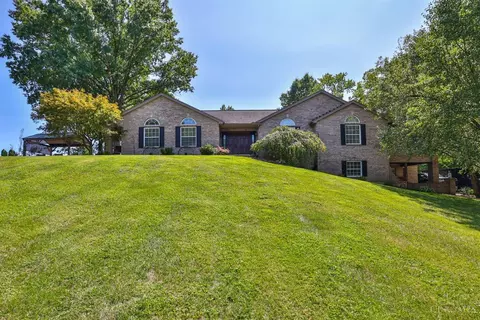 3772 Stillmeadow Dr, Cincinnati, OH 45245