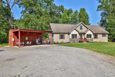1696 St Rt 133, Blanchester, OH 45107 photo 2