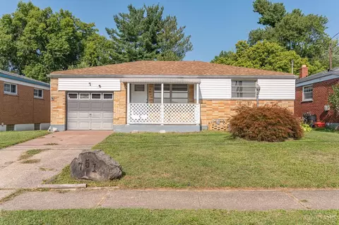 751 Woodyhill Dr, Cincinnati, OH 45238