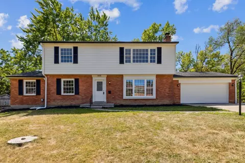 3113 Sunnyhollow Ln, Cincinnati, OH 45239