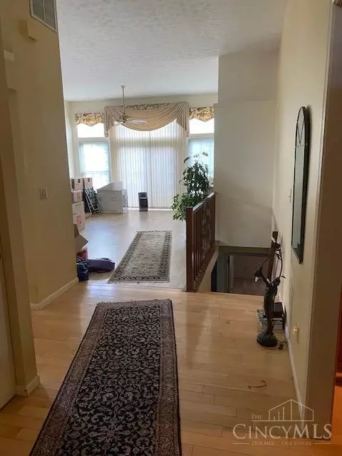 2867 Phaeton Ln, Maineville, OH 45039 photo 3