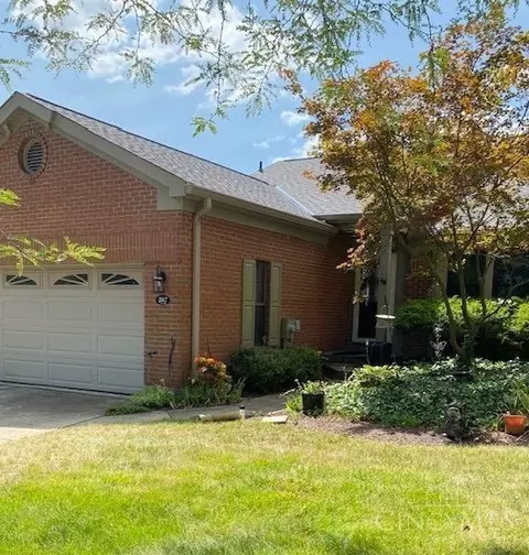 2867 Phaeton Ln, Maineville, OH 45039 photo 2
