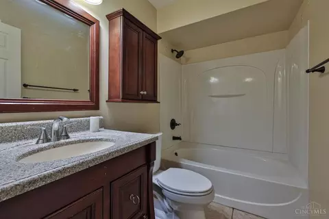 4283 Larma Ln, Cincinnati, OH 45245 photo 18