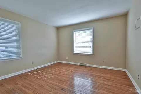 4283 Larma Ln, Cincinnati, OH 45245 photo 15