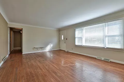 4283 Larma Ln, Cincinnati, OH 45245 photo 4