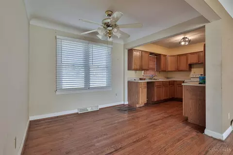 4283 Larma Ln, Cincinnati, OH 45245 photo 7