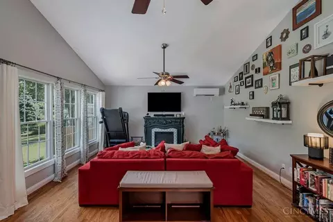 158 Crest Dr, Reading, OH 45215 photo 19