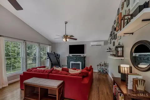 158 Crest Dr, Reading, OH 45215 photo 16