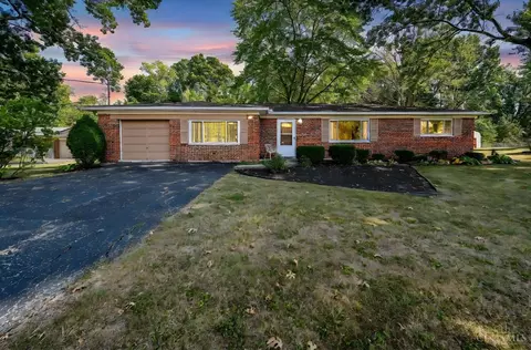4722 Vicbarb Ln, Cincinnati, OH 45244 photo 3
