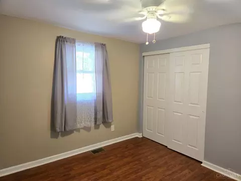 Bedroom - 7470 Fairground Rd, Blanchester, OH 45107 photo 8 of 10