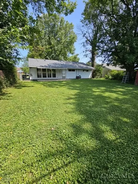 Exterior - 8789 Daly Rd, Cincinnati, OH 45231 photo 2 of 4