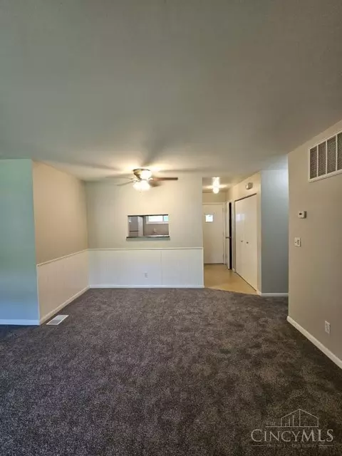 Living - 8789 Daly Rd, Cincinnati, OH 45231 photo 8 of 8