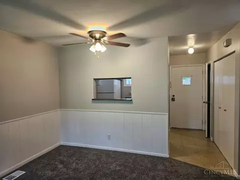 Living - 8789 Daly Rd, Cincinnati, OH 45231 photo 6 of 8