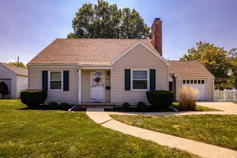 1651 Sunset Dr, Hamilton, OH 45013