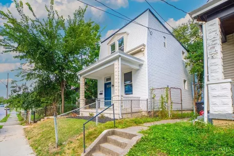 1058 Winfield Ave, Cincinnati, OH 45205