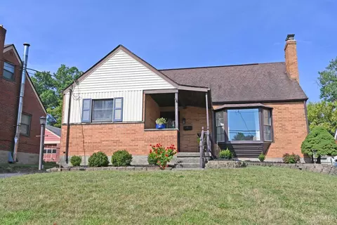 1131 Thurnridge Dr, Reading, OH 45215