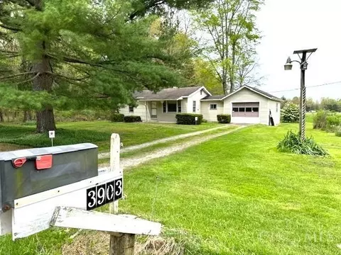 3903 Afton Elklick Rd, Batavia, OH 45103