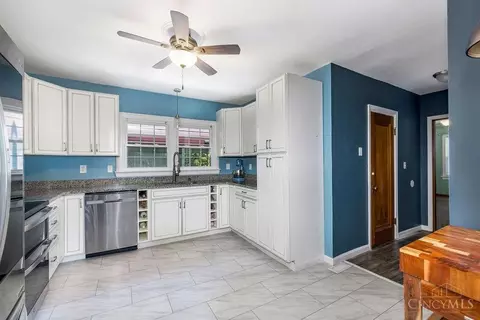 Kitchen - 2500 Compton Rd, Cincinnati, OH 45231 photo 1 of 3