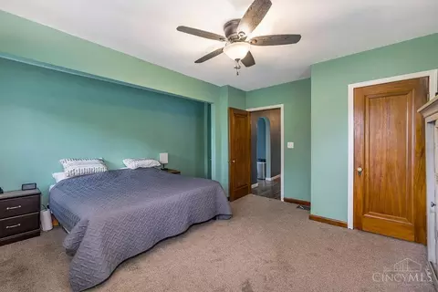 Bedroom - 2500 Compton Rd, Cincinnati, OH 45231 photo 2 of 5