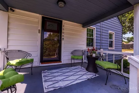 Exterior - 2500 Compton Rd, Cincinnati, OH 45231 photo 5 of 7